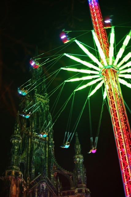 Home, Lee's Amusements
